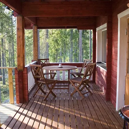 샬레 Vanha Vaeaetaenen *