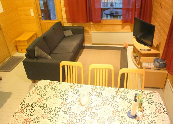 木屋 Vanha Vaeaetaenen